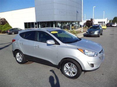 2012 hyundai tuscon one owner clean carfax awd