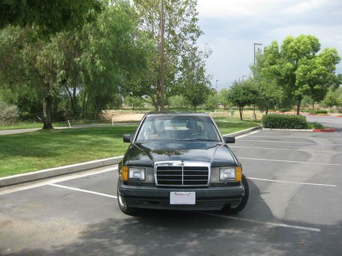 1992 Mercedes-Benz 300E Base Sedan 4-Door 3.0L, image 2