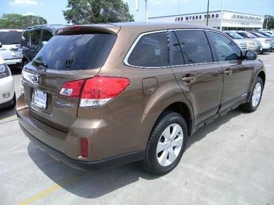 NO RESERVE 2012 SUBURU OUTBACK SUPER CLEAN 1-OWNER IMMACULATE CONDITION, image 5