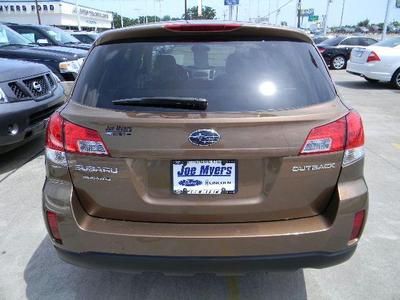 NO RESERVE 2012 SUBURU OUTBACK SUPER CLEAN 1-OWNER IMMACULATE CONDITION, image 6