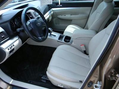NO RESERVE 2012 SUBURU OUTBACK SUPER CLEAN 1-OWNER IMMACULATE CONDITION, image 11