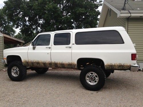 1991 Lifted Chevrolet Suburban Custom Camo Off Road 4 Inch Lift Chevy Truck 4X4, image 13