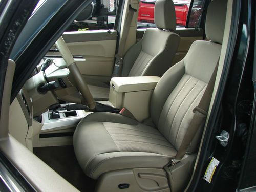 LIMITED! 4x4 SkySlider! Navigation! Clean CARFAX! SIRIUS! Keyless! 48k Miles! A+, image 3