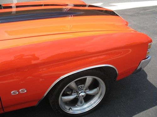 1971 Chevrolet Chevelle Hugger orange 355 disc brakes 12 bolt Frame Off Resto, image 2