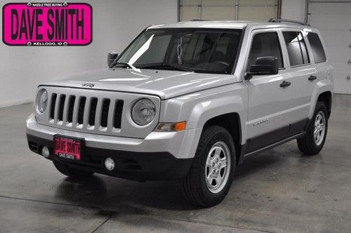 2012 silver manual cloth fwd roof rack traction control!! we finance!!