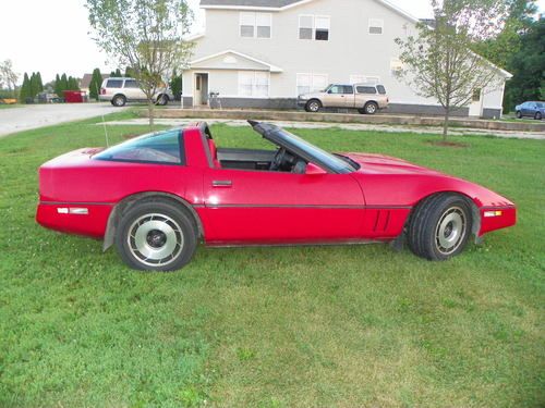 C4 corvette flame red 75k miles runs great, clean owned for12 yr  summer ready