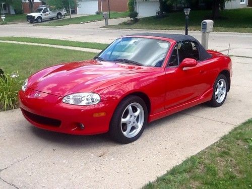 2002 mazda miata ls convertible 2-door 1.8l