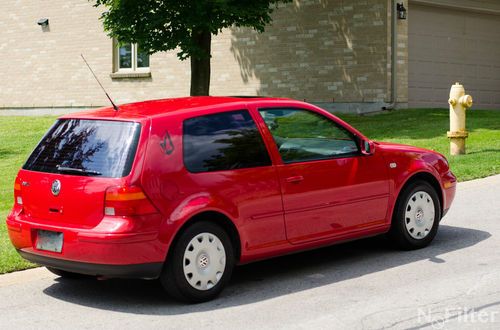 2002 volkswagen golf gl hatchback 2-door 2.0l