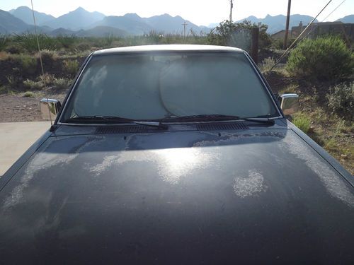 1997 Nissan Truck, image 3