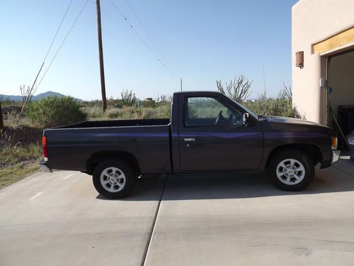 1997 Nissan Truck, image 5