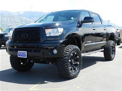 Tundra crew max limited trd off road 4x4 custom new lift wheels tires nav roof