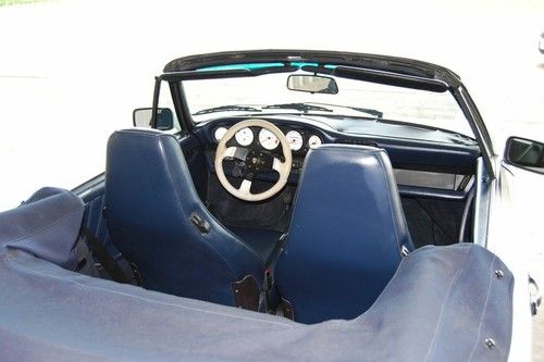 1985 911 Cabriolet 62,576 White w Blue Leather & Top, image 4