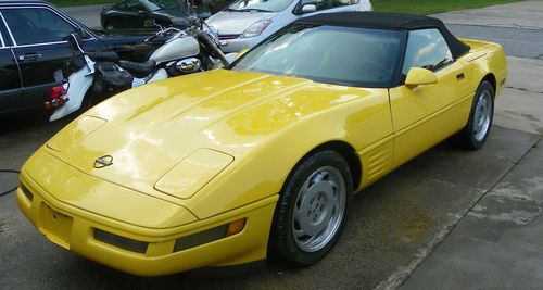 1991 Chevrolet Corvette Convertible Yellow Power Door Locks, Windows etc. Auto, image 2