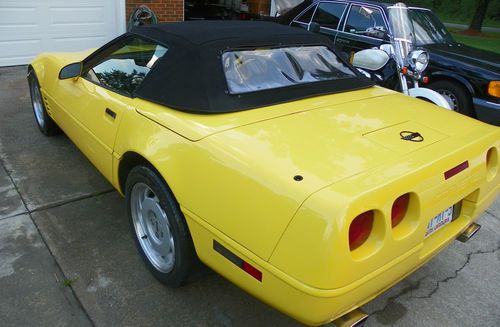 1991 Chevrolet Corvette Convertible Yellow Power Door Locks, Windows etc. Auto, image 5