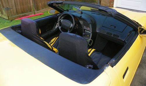 1991 Chevrolet Corvette Convertible Yellow Power Door Locks, Windows etc. Auto, image 9