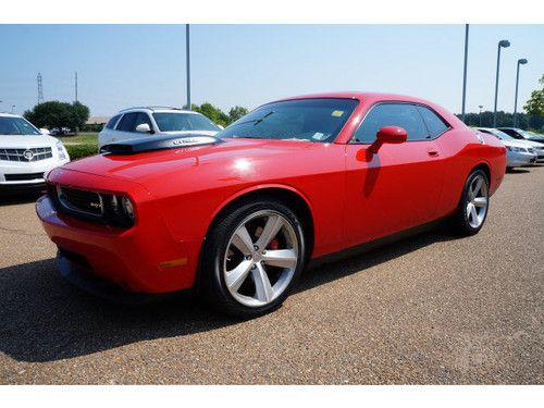 2010 dodge challenger str8 hemi roof auto prem sound leather lcd 43k miles