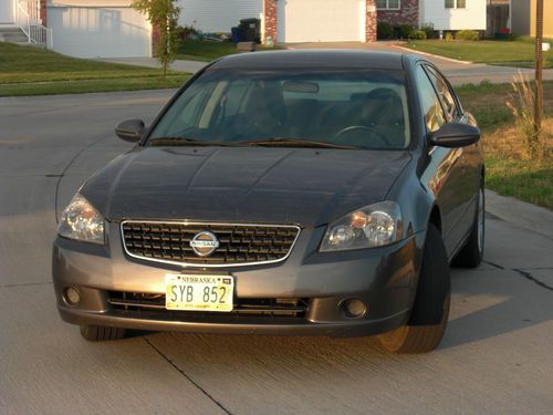 2006 nissan altima se-r sedan 4-door 3.5l