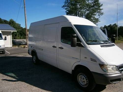 2003 dodge sprinter 2500. 144" high top - $9200 (wurtsboro)