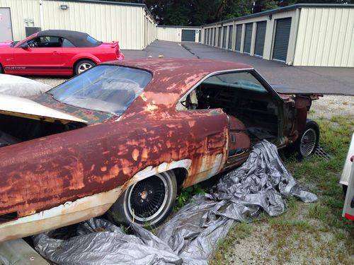 1970 plymouth roadrunner base 6.3l