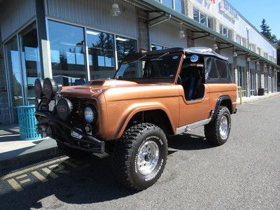 1971 ford bronco built for the vintage baja 1000