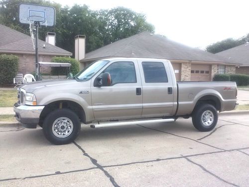 2003 ford f-250 super duty lariat crew cab pickup 4-door 6.0l