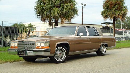 Cadillac Fleetwood Brougham 1987
