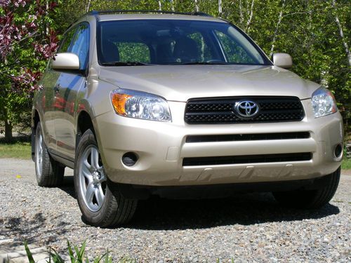 2008 toyota rav4 base sport utility 4-door 2.4l only 40,103 miles or 64,540km