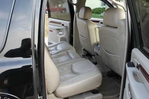 2005 Cadillac Escalade ESV 4x4 Looks and drives awesome, US $12,750.00, image 12