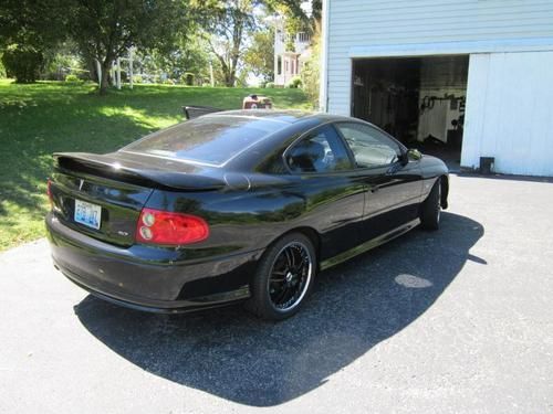 2004 pontiac gto pbm/blood red int. 6 spd. 5.7l ls1 28k miles