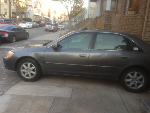 2004 toyota avalon xl sedan 4-door 3.0l leather sunroof alloy wheels no reserve