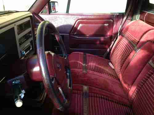 1989 DODGE DAKOTA SPORT