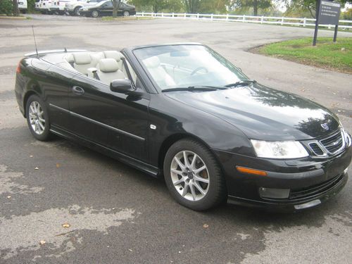 2004 saab 9-3 aero convertible 2-door 2.0l low miles