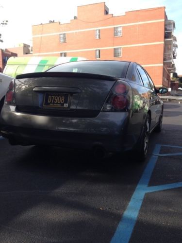 2006 Nissan Altima SE R Sedan 4-Door 3.5L, image 3