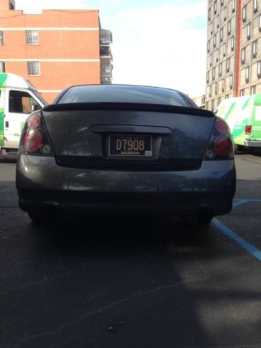 2006 Nissan Altima SE R Sedan 4-Door 3.5L, image 4