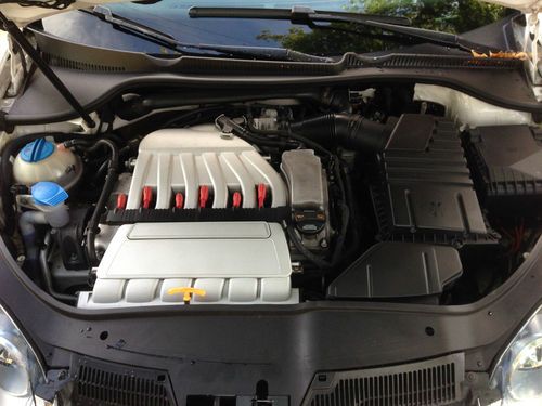 2008 Volkswagen R32 Base Hatchback 2-Door 3.2l.. clean, needs nothing!!, US $13,000.00, image 4