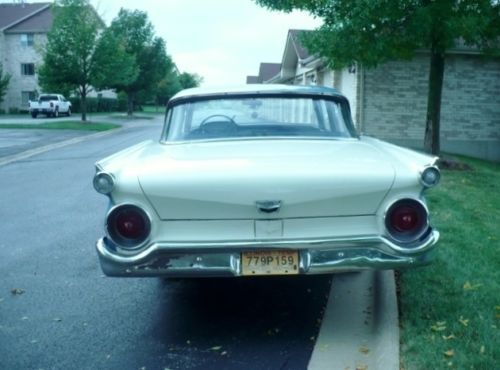 1959 2 Dr. California Ford  Custom 300 located in Illinois, US $6,500.00, image 7