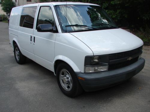 2003 chevrolet astro only low miles  greate working van