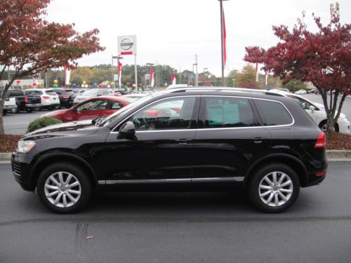 2011 volkswagen touareg vr6 sport utility 4-door 3.6l awd 1 owner local trade!