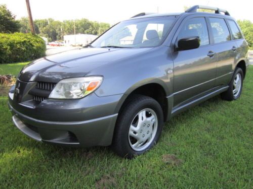 2006 mitsubishi outlander all wheel drive, low miles!