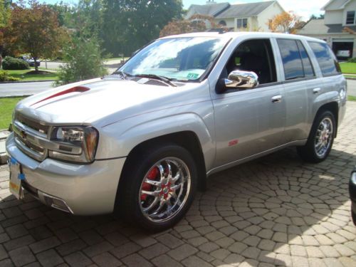 Semi-custom 2008 trailblazer ss awd- 3ss options, 20,000 gentle miles