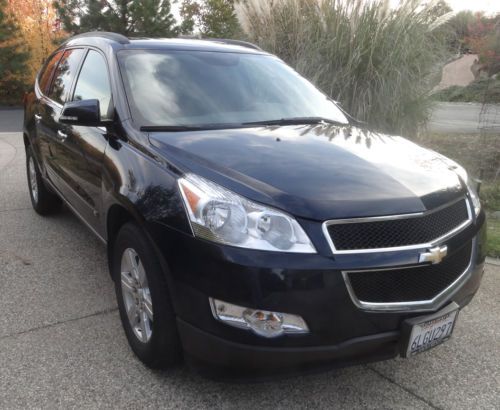 2010 chevrolet traverse lt sport utility 4-door 3.6l awd excellent condition