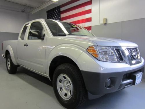 2013 nissan frontier sv i4