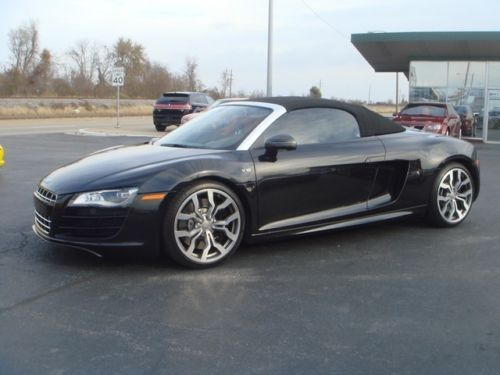 2011 audi r8 spyder 5.2l v10,black, black interior,new tires