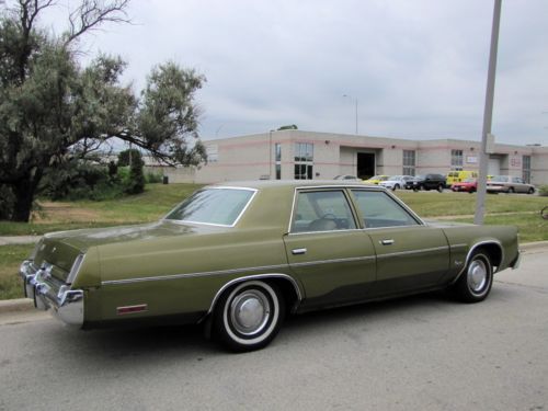 1975 CHRYSLER NEWPORT, image 6