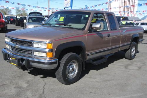 1994 chevrolet silverado 2500 4x4 turbo diesel extended cab pickup w/custom int.