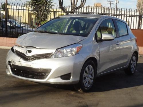 2013 toyota yaris le damaged salvage economical runs! perfect commuter l@@k!!