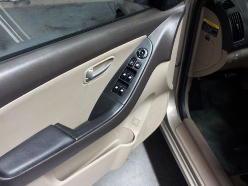 2007 Hyundai Elantra GLS Sedan 4-Door 2.0L Automatic, image 11