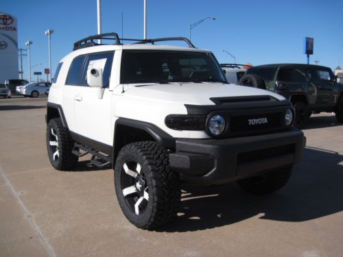 2014 fj cruiser 14 custom white lifted