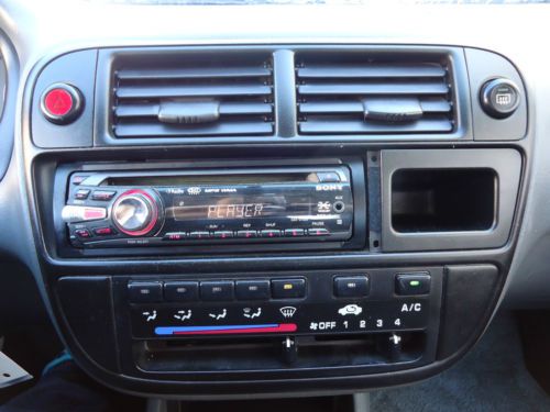 1996 HONDA CIVIC HATCH BACK DX  5 SPEED MANUAL WITH A/C, image 3