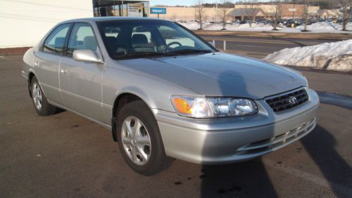 2001 Toyota Camry CE 4 DOOR 4 CLY. (LOW LOW MILES 52K), image 2